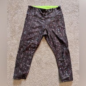 Athleta Lightning City Lights Capri